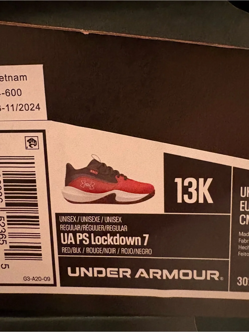Under Armour UA Lockdown 7 Youth little Kid Basketball Shoe Black Red 11 12 13